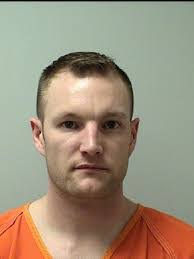 Ursula Wing's Instagram, Twitter & Facebook