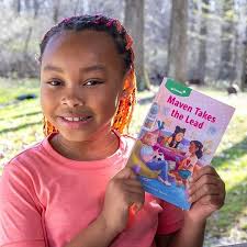 Spend your summer reading with Girl Scouts! ☀️📚 Publisher Harper Collins  has curated a series of Girl Scout-inspired stories, guides, and journals  for young readers. 🌈 The Ultimate Friendship Journal and Maven