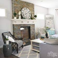 How To Choose An Accent Chair Tip Tuesday The Diy Mommy Accent Chairs Chair Tips Interior Design