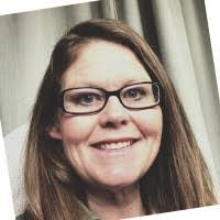 Melissa Vandever's Instagram, Twitter & Facebook