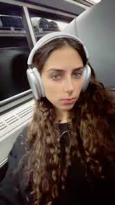 Denise Redd's Instagram, Twitter & Facebook