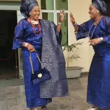 173 Likes 4 Comments Sas Textiles Asoebi Merchant Sastextiles On Instagram You See This Two Jolly Fashionista Ma In 2020 Fashionista Special Occasion Fashion