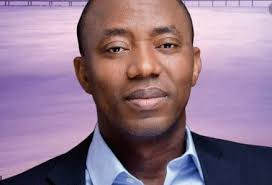 Самые новые твиты от omoyele sowore (@yelesowore): Sowore S Bail Conditions Can T Be Fulfilled Lawyer Cries Out