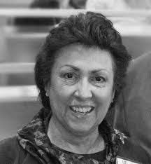 Andrea Pedroso's Instagram, Twitter & Facebook