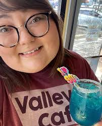 Sandra Haun's Instagram, Twitter & Facebook