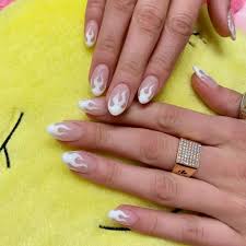 Black And White Flames Nails Cream White Flame For Bellahadid Happynewyear Nailsbymei Handpainted White Gel Nails Summer Gel Nails Pretty Acrylic Nails