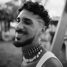 Luisa Medeiros (_luamsapiens@)