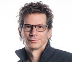 WCBS-FM New York Keeps Race Taylor in Middays.