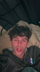 From RV Life to Full-Time Streaming Success