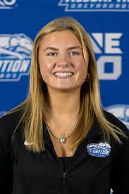 Melanie Robertson's Instagram, Twitter & Facebook