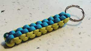 Check spelling or type a new query. How To Make A Crown Sinnet Box Knot Paracord Keychain Youtube