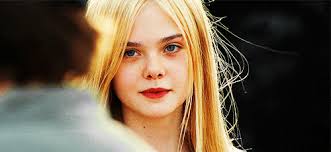 Elle Fanning GIF Hunt;