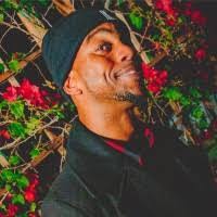 Bob Coe's Instagram, Twitter & Facebook