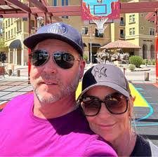 Danette Gordon's Instagram, Twitter & Facebook