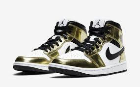 ??80% off flawless flannel w/ black shoes ?? The Air Jordan 1 Mid Metallic Gold Releases This Weekend Morelos