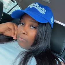 🦁🌿 Disney's Animal Kingdom 📍Orlando, FL 🏞️✨ Where adventure meets the  wild! Explore exotic lands, encounter amazing animals, and dive into  thrilling attractions. 🐘🎢