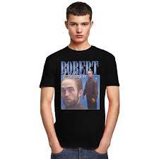 Грустную сцену смерти седрика превратили в весёлую. Robert Pattinson Standing Meme T Shirt Streetgarm