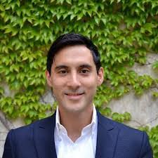 Chris Heras's Instagram, Twitter & Facebook