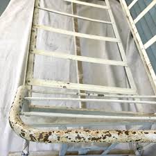 Hold the can of primer 6 inches (15 cm) from the chair and press the trigger to apply it. How To Paint Outdoor Metal Furniture The Easy Way 1915 House
