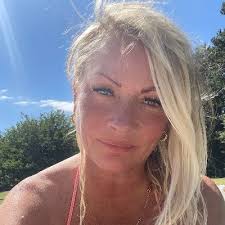 Polly Crouch (@Polly_Crouch)