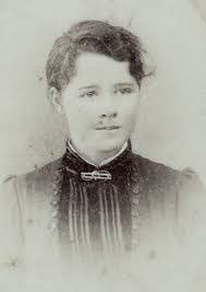 Mary Dewar's Instagram, Twitter & Facebook