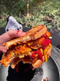 I Tried Jack In The Box S New Chicken Sandwich And It Was Incredible