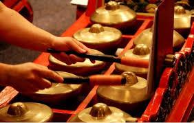 Salah satu wilayah yang memiliki keanekaragaman kesenian dan alat musik tradisional yang khas adalah provinsi jawa timur. Alat Musik Tradisional Jawa Tengah Beserta Penjelasannya Terlengkap