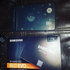 Why Are Hdd Mechanical Hardrives Even A Thing So Many Points Of Failure Laptop Just Got An Upgrade To Solidstate Ssd The Old Me Mechanic Ssd Old Things