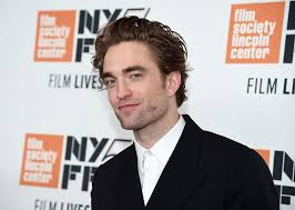 In fact, pattinson only gets eight. Robert Pattinson Dragged His Harry Potter Premiere Look From 2005 And It S Hysterical