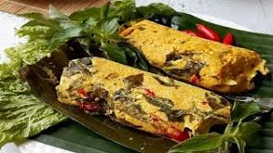 Tambahkan bumbu halus sambil diaduk rata. Resep Pepes Tahu Kemangi Simple Enak Youtube