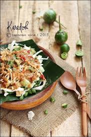 Karedok Sunda S Vegetable Salad From West Java Indonesia Food Indonesian Food Traditional Food