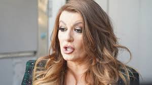 Hoće li Hektor biti neveran i upasti u zagrljaj Elene? Rubi želi da okuša  svoju sreću