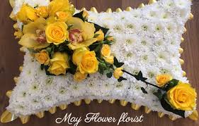 Carefully handcrafted by the wreath shed starting with a mixture of beautiful red, white and blue. Funeral Flowers In Barry Vale Of Glamorgan Rj Funerals