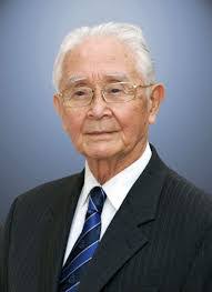 Robert Noguchi's Instagram, Twitter & Facebook