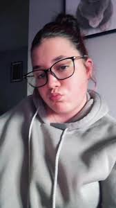 Ignore my shaky hands😂✌️