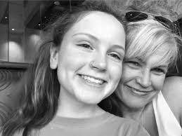 Fundraiser by Eileen Lucas-Rinehart : Gracie's Mom was murdered- help her  buy her car