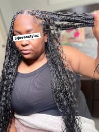 Small Knotless😍. $200.00 (HAIR NOT INCLUDED) Appointments Available  📍Sangre Grande. Message for more info.