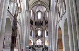 Der limburger dom, auch georgsdom genannt, thront oberhalb der altstadt von limburg neben der burg limburg. Quermania Limburg An Der Lahn Limburger Dom Georgsdom Hessen Urlaub Ausflugsziele Und Sehenswurdigkeiten In Der Tourismusregion Lahntal Quer Durch Deutschland