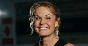 Donna Wilde's Instagram, Twitter & Facebook