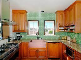10 x 10 u shaped kitchen designs | 10x10 kitchen design. Kitchen Layout Templates 6 Different Designs Hgtv