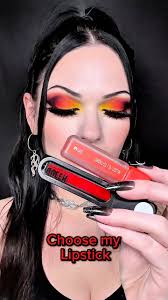 Which color? ❤️🧡