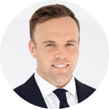 Thomas Real's Instagram, Twitter & Facebook