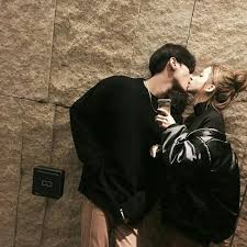 Loveinasia was created to be the bridge for people around the world can connect with single asian women. Imagen De Couple Asian And Kiss Korean Couple Ulzzang Couple Couples Asian