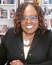 Amanda Satterthwaite's Instagram, Twitter & Facebook