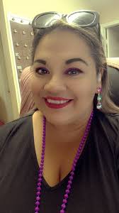 Very beautiful earrings does anyone like this 😍🥰