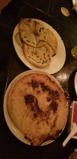 Las pupusas son una comida típica de el salvador, de hecho se pueden encontrar en cualquier parte del país lugares donde puedes comprarlas, son llamados pupuserías, y puedes comprarlas cualquier día de la semana y cualquier día del año. La Pupusa Loka Restaurant San Salvador Restaurant Reviews Photos Tripadvisor