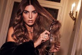 Reviewing this $90.00 hair oil by negin mirsalehi gisou honey inflused hair oil rstyle.me/n/cztpxzccrax review starts at. Ayah Mufleh Reviews Gisou Honey Infused Hair Oil Ciin Magazine