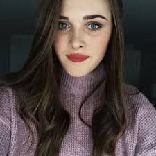 Julia McNeil (@JuliaMcNeil0)