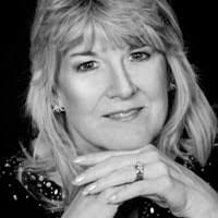 Penny Montgomery's Instagram, Twitter & Facebook