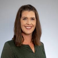 Holly Lawler's Instagram, Twitter & Facebook